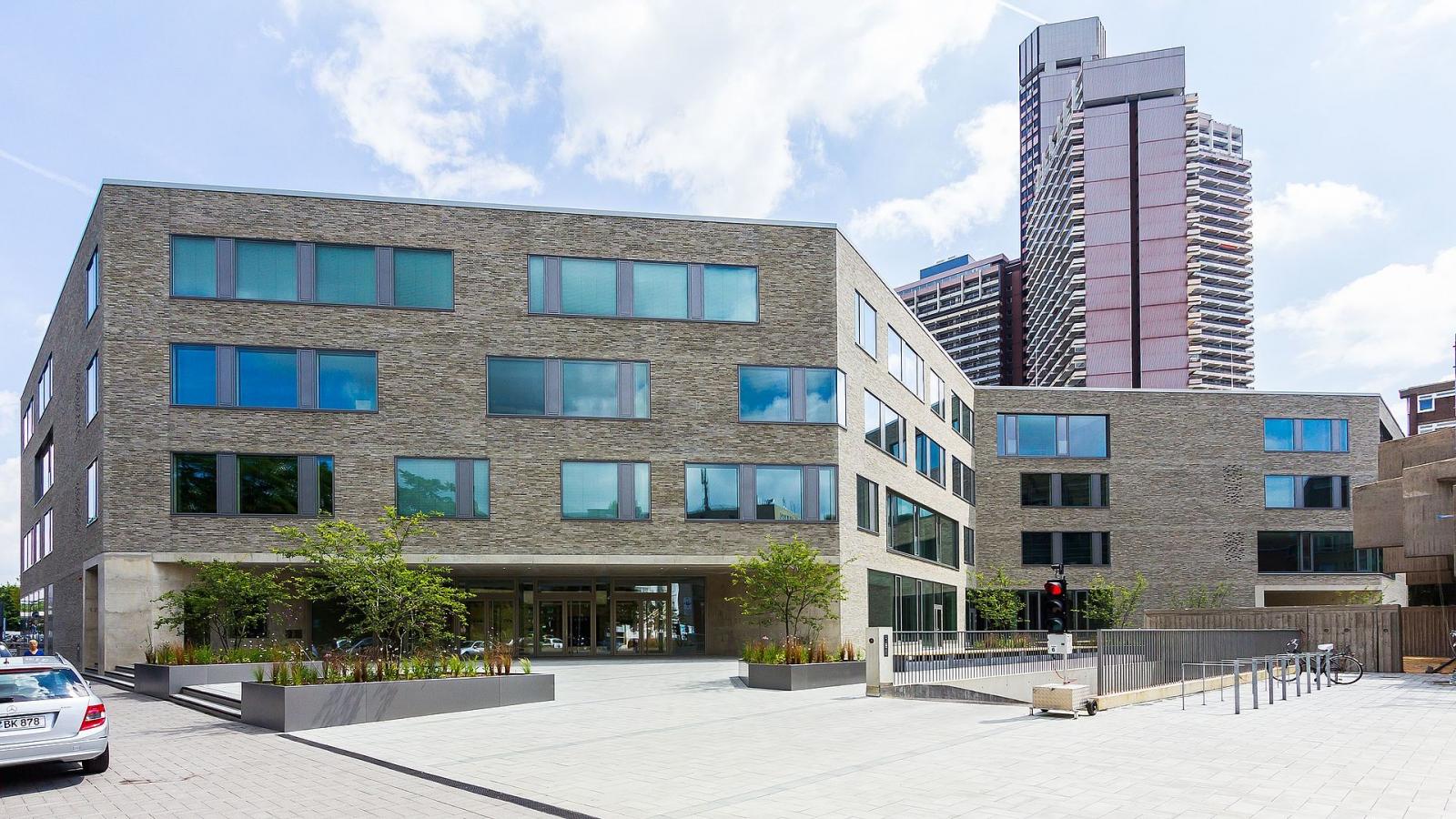 Erzbischofliches Berufskolleg In Koln Koln Architektur Baukunst Nrw