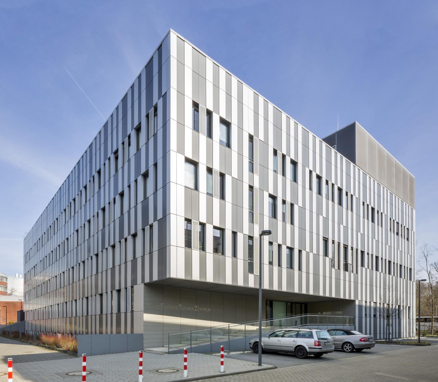 Universität Duisburg-Essen (Campus Duisburg) Duisburg, Architektur - baukunst-nrw